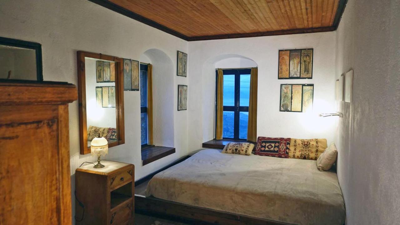 The Old Olive Mill House Villa Aegae Екстериор снимка