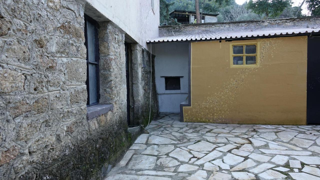 The Old Olive Mill House Villa Aegae Екстериор снимка